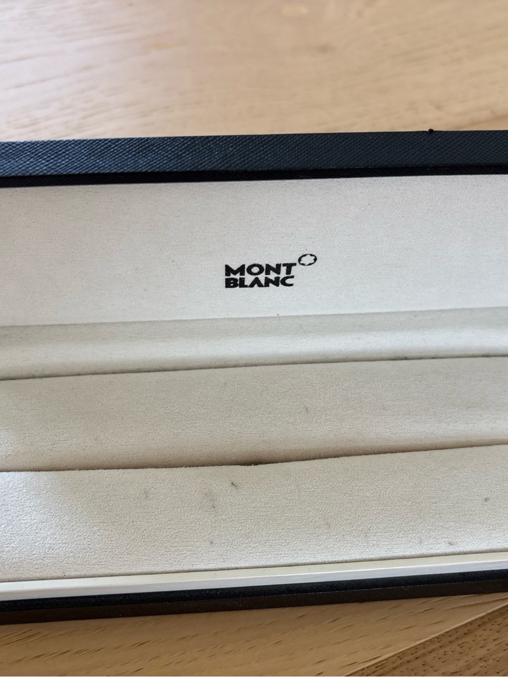 Authentic Montblanc Empty Pen Box Case See Pics . CASE ONLY